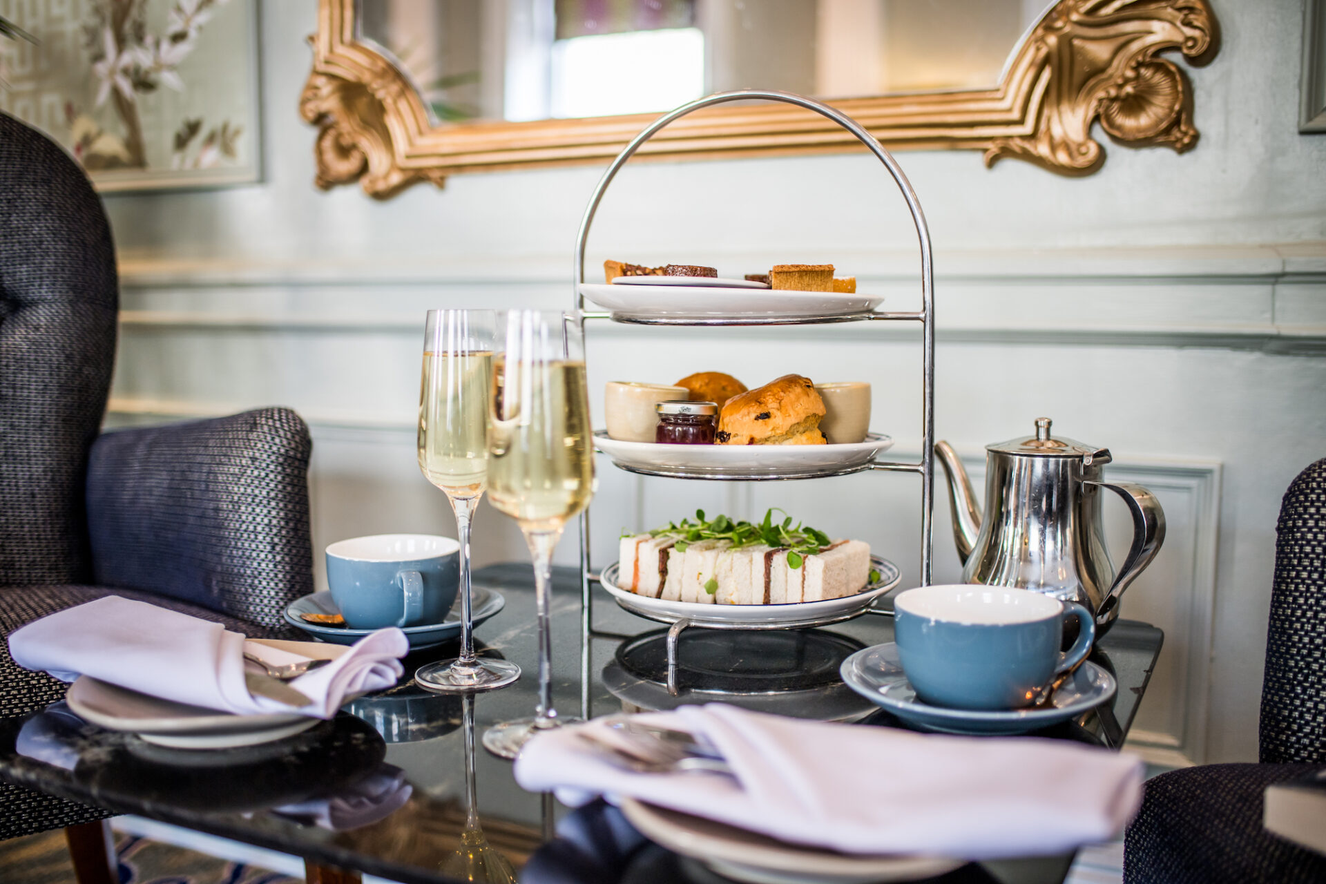 Afternoon tea with Champagne in Francis Hotel Bath